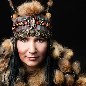 Speaker - Aayla - Sibirische Schamanin